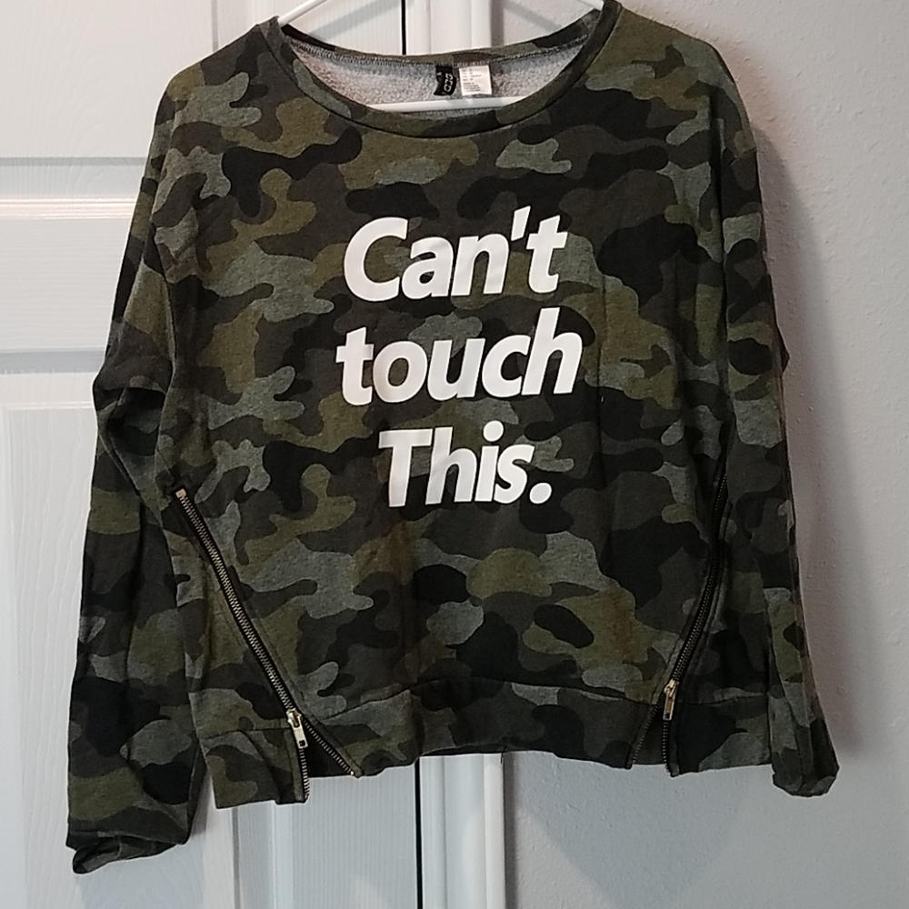 Double zipper camouflage sweatshirt